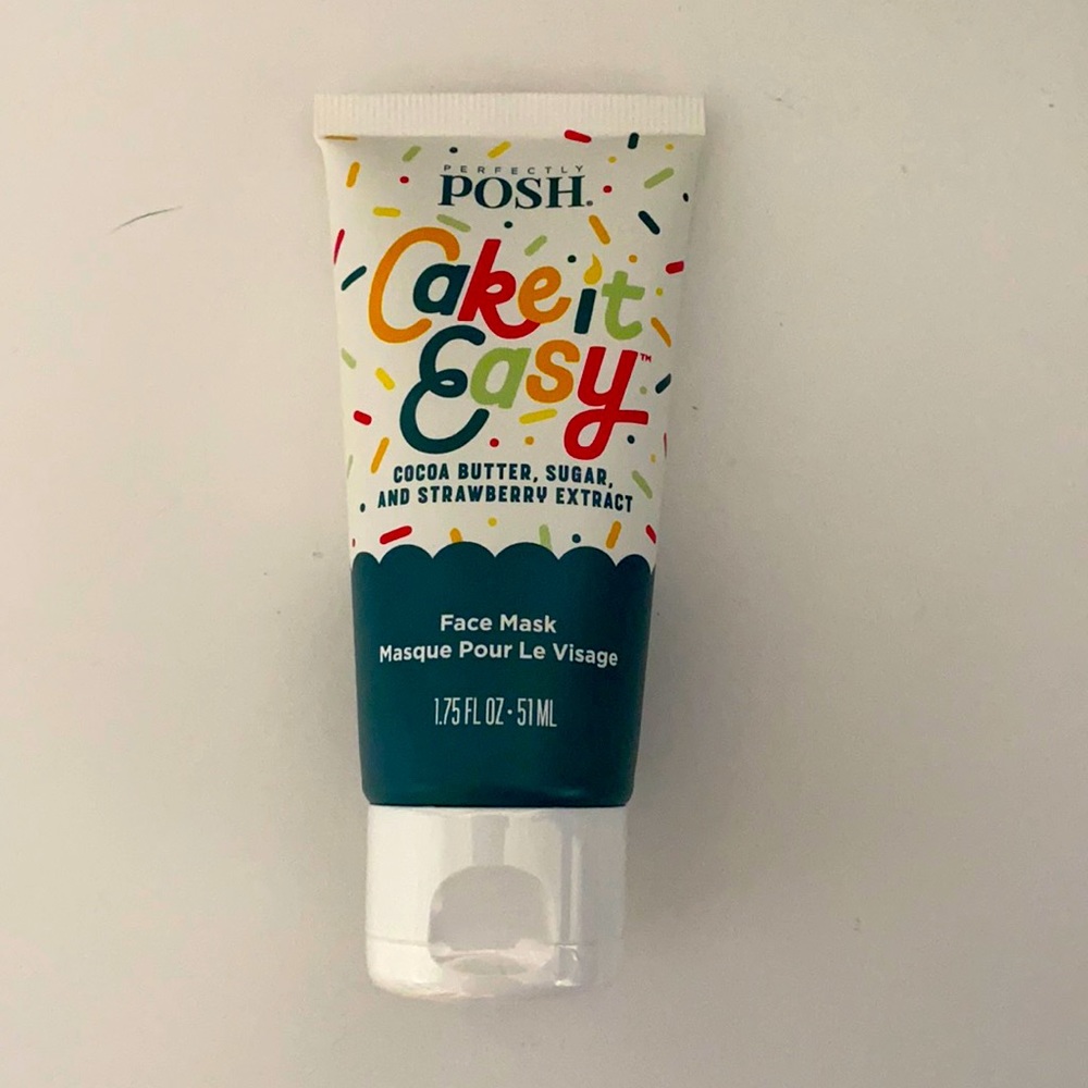 Perfectly Posh Cake it easy face mask NWT self care